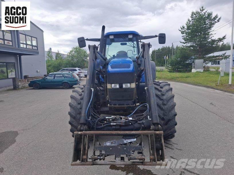 New Holland TM190 Traktori