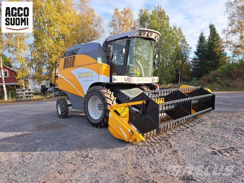 Sampo-Rosenlew C4 Ražas novākšanas kombaini