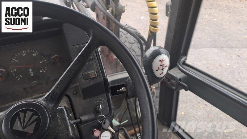 Valmet 8400 Traktori