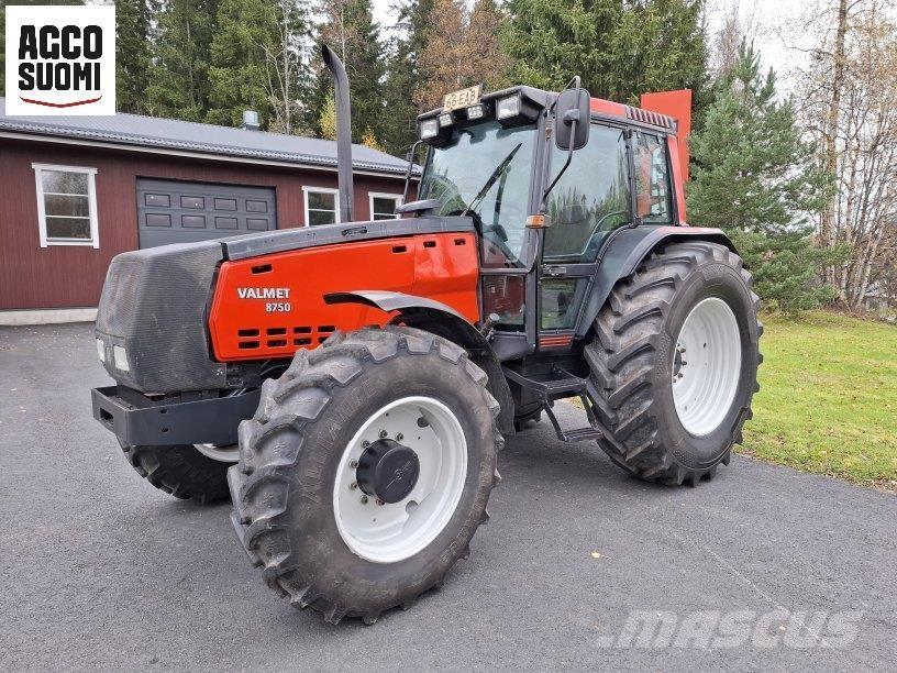 Valmet 8750 Traktori