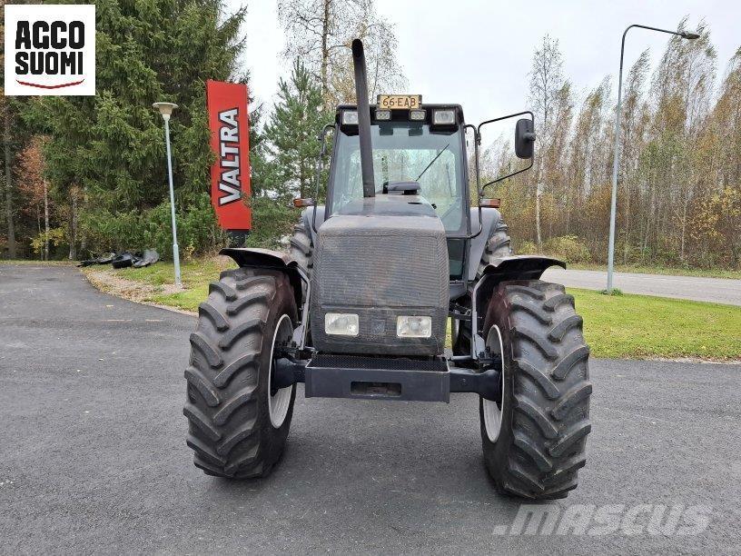 Valmet 8750 Traktori