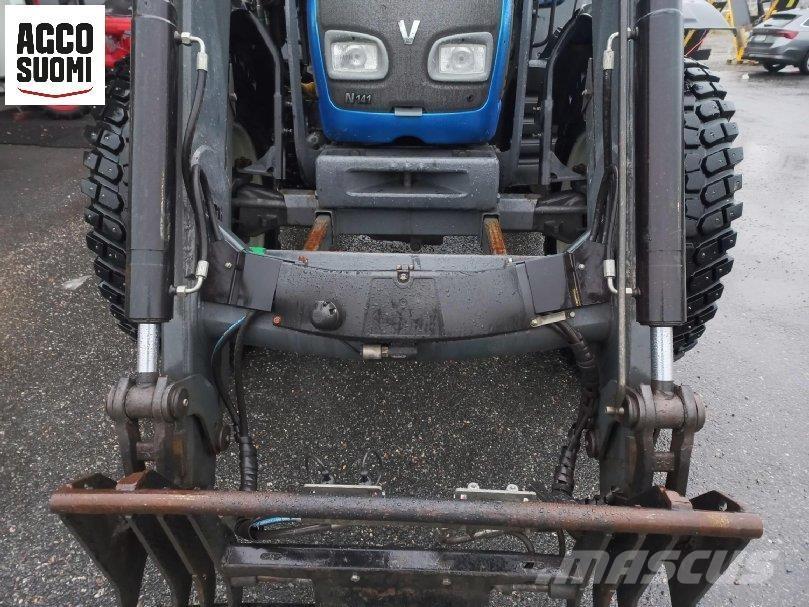 Valtra N141 H Traktori