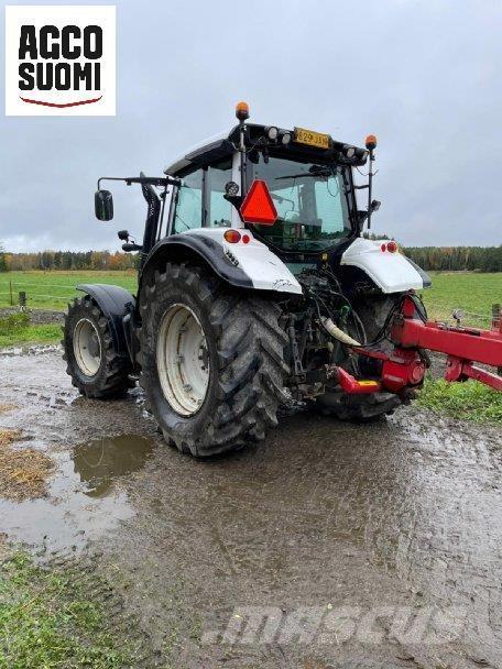 Valtra N163 VERSU Traktori