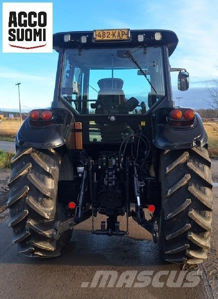 Valtra T140 Traktori