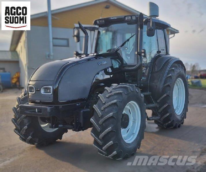 Valtra T140 Traktori