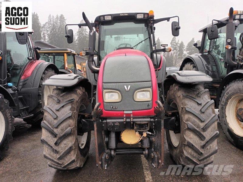 Valtra T151 HT + Traktori