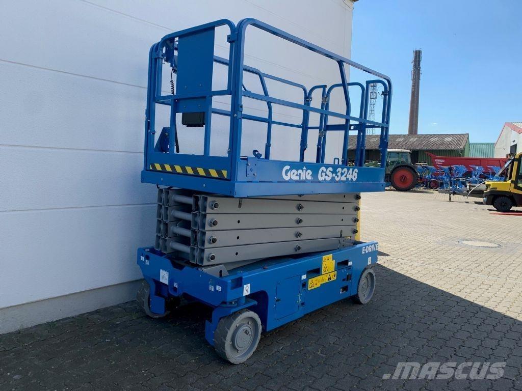 Genie GS-3246 Šķerveida pacēlāji