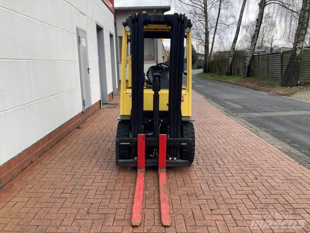 Hyster H 2.5A Tehnika ar dīzeļa dzinēju