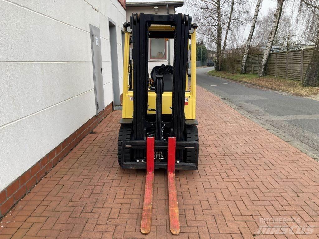 Hyster H 2.5A Tehnika ar dīzeļa dzinēju