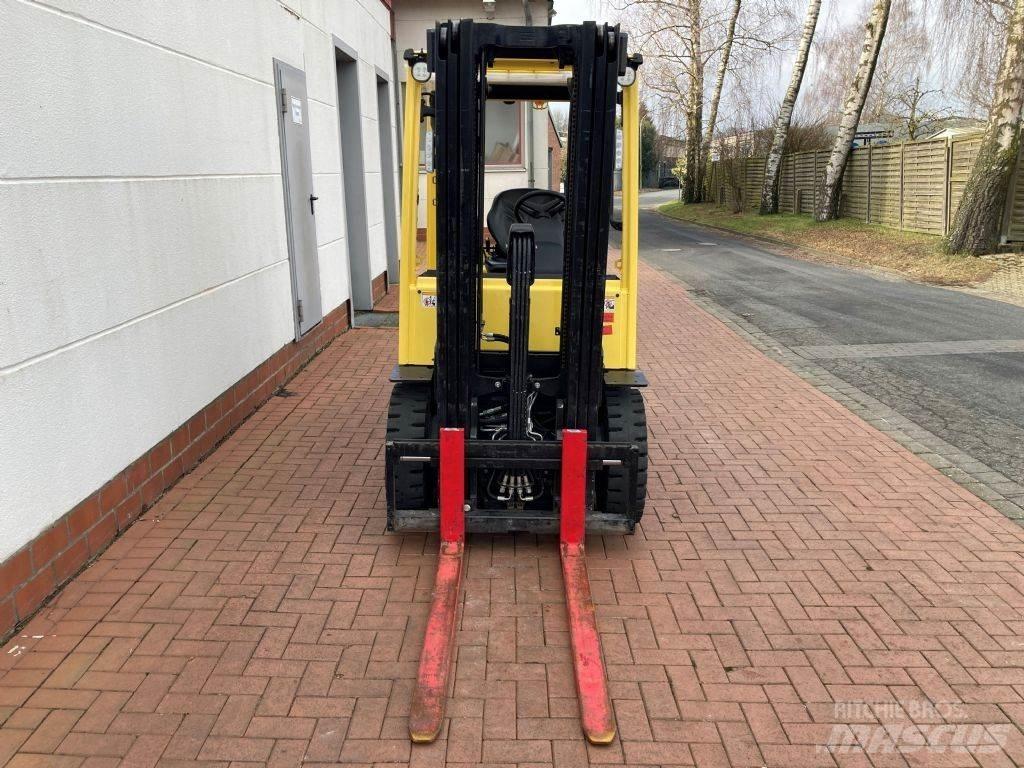 Hyster H 2.5A Tehnika ar dīzeļa dzinēju