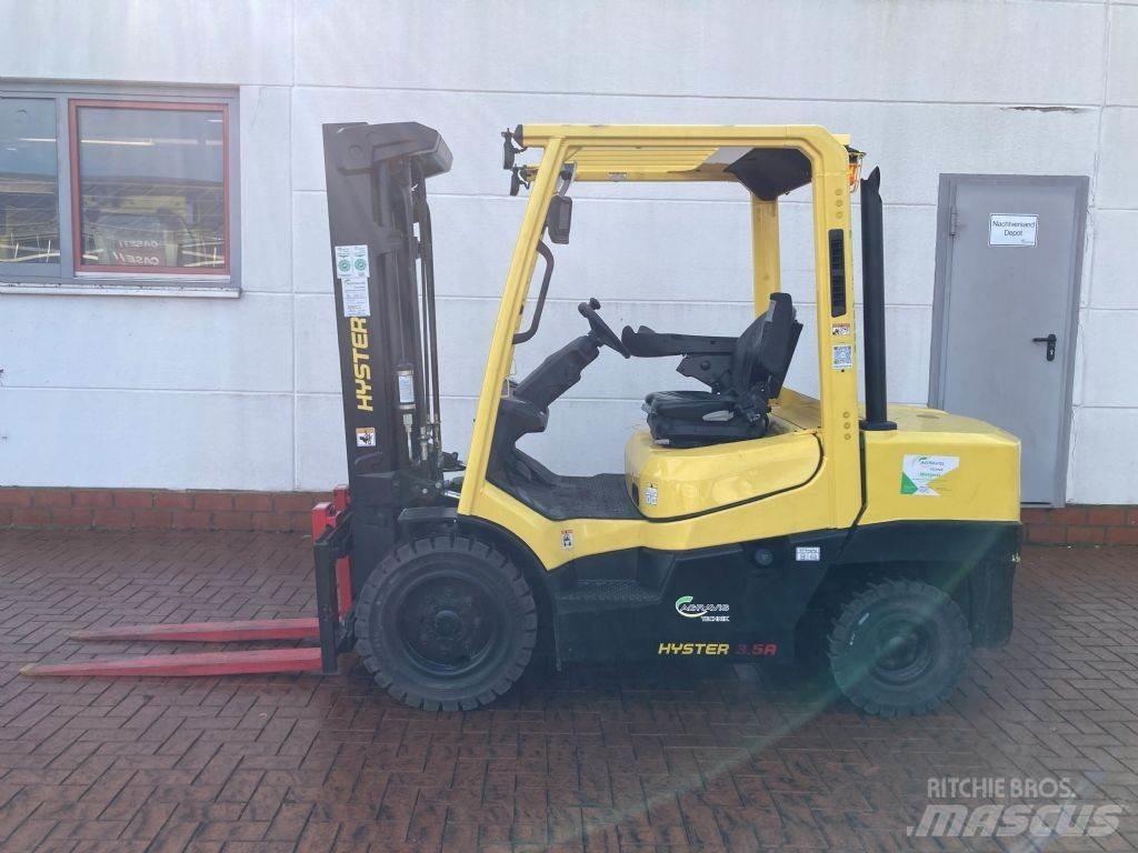 Hyster H 3.5A Tehnika ar dīzeļa dzinēju