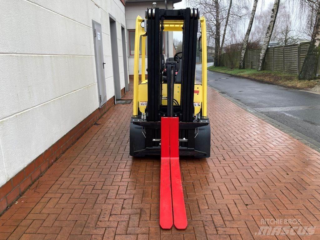 Hyster J 3.0 XN Elektriskie iekrāvēji