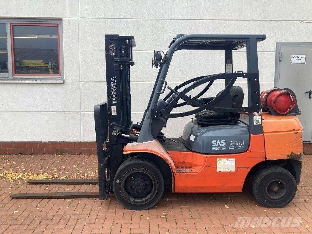 Toyota 02-7FGF30 LPG tehnika