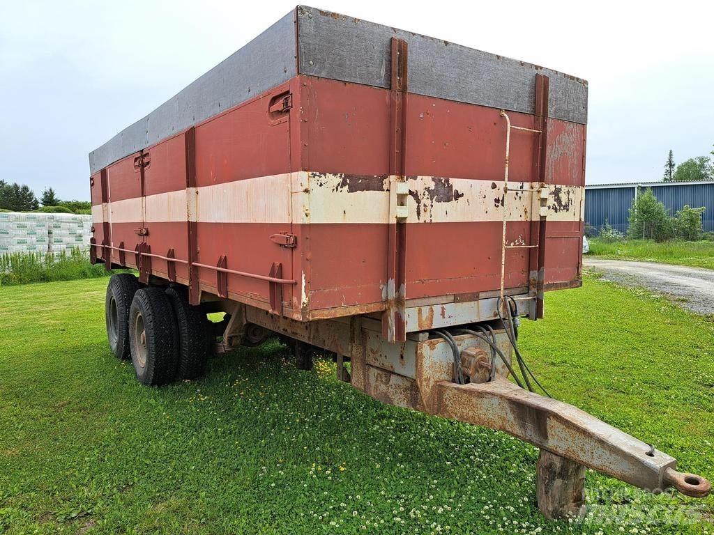  18 TN Treileri-pašizgāzēji