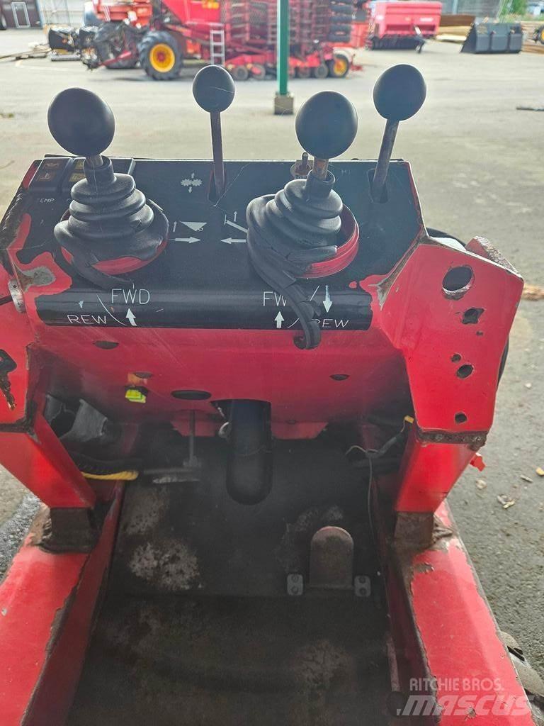 Agromatic  Multifunkcionālie iekrāvēji