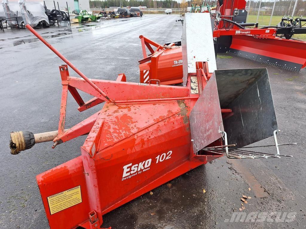 Esko 102 Sniega metēji