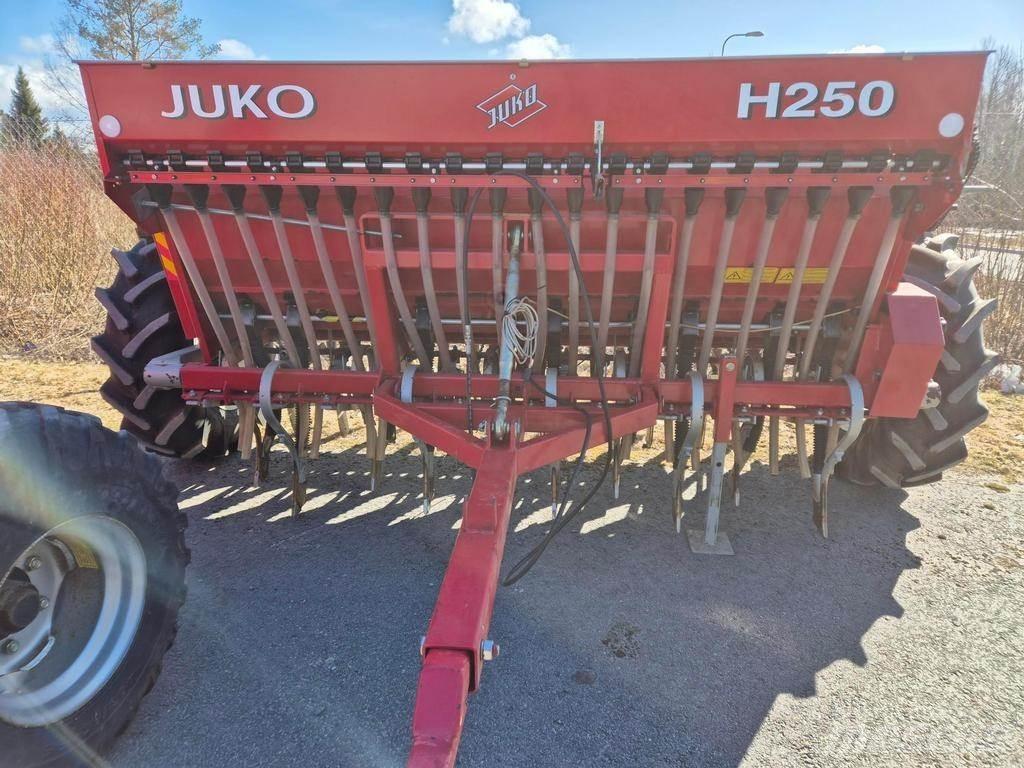 Juko H250 Kombinētās sējmašīnas