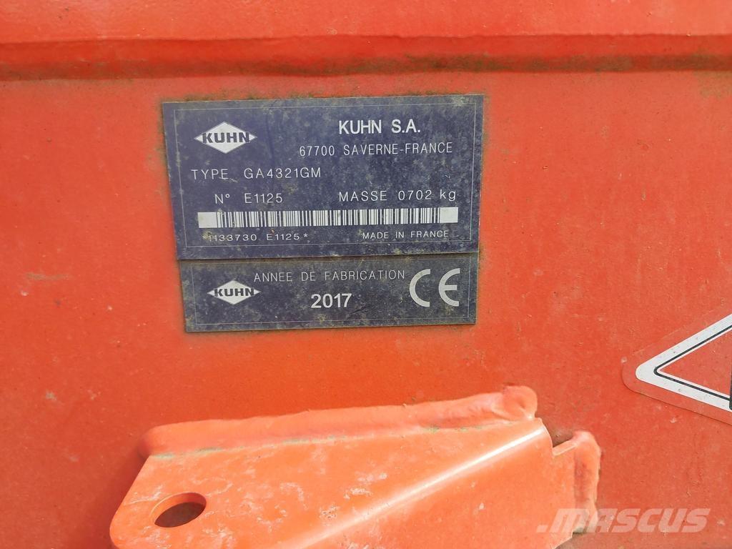 Kuhn 4321 Grābekļi un siena ārdītāji