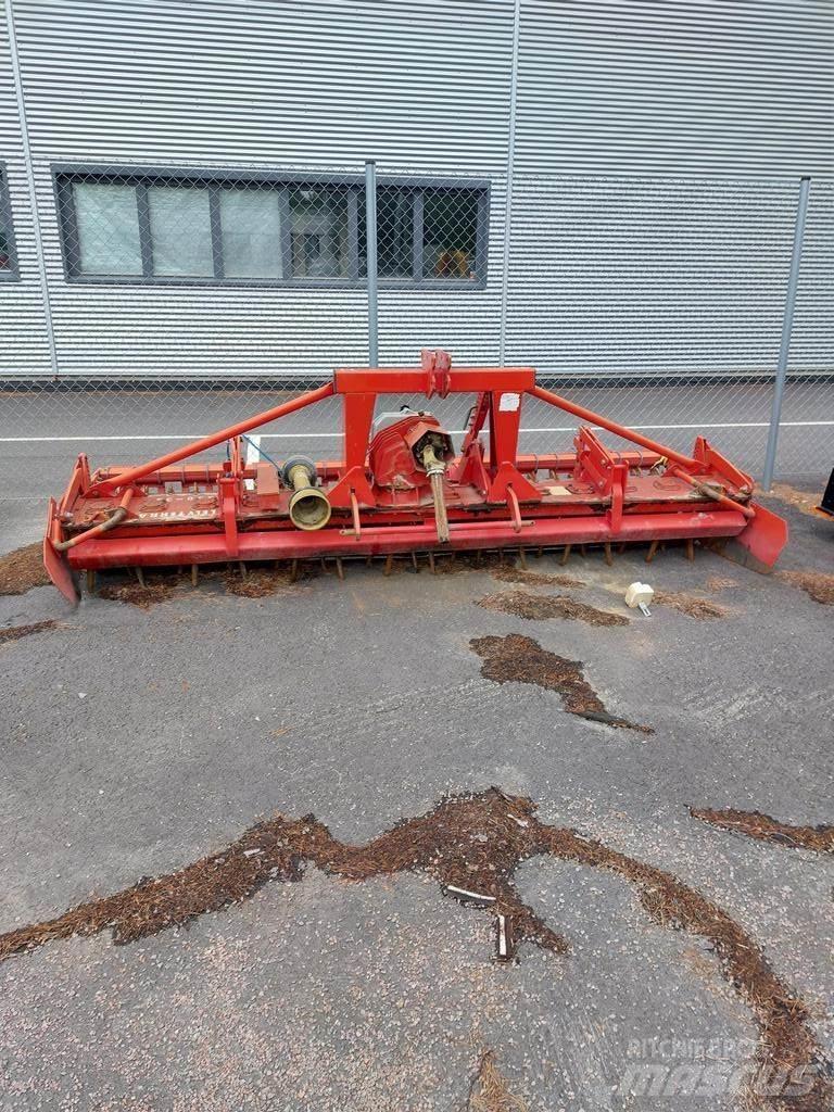 Lely 3500 Augsnes frēzes