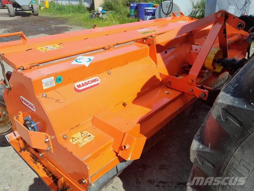 Maschio  Pļaujmašīnas/pašgājēji