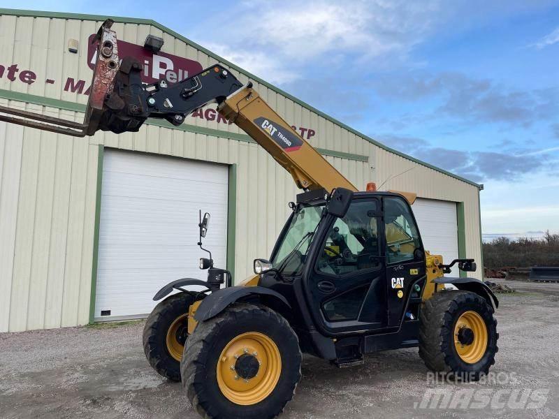 CAT TH408D Teleskopiskie manipulatori