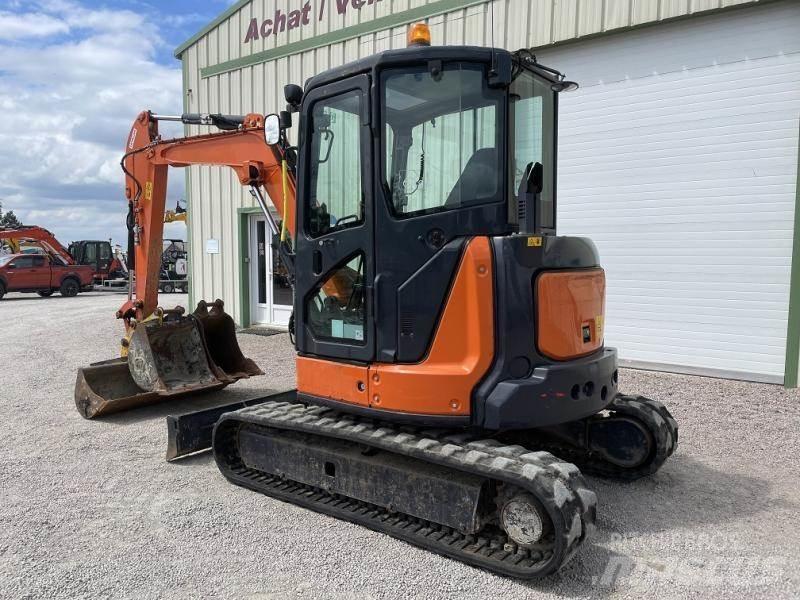 Hitachi ZX48U Mini ekskavatori < 7 t