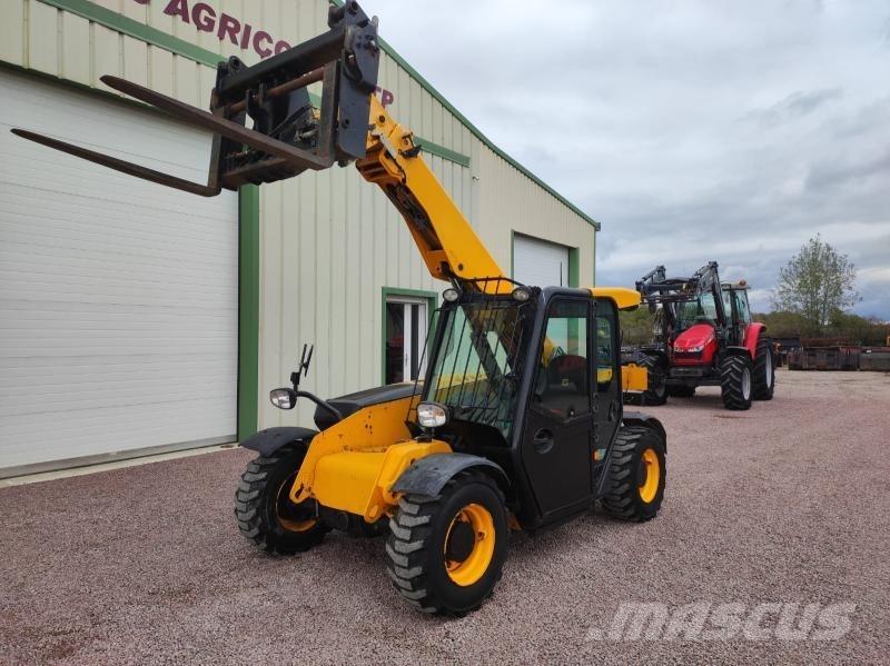 JCB 525-60 Teleskopiskie manipulatori
