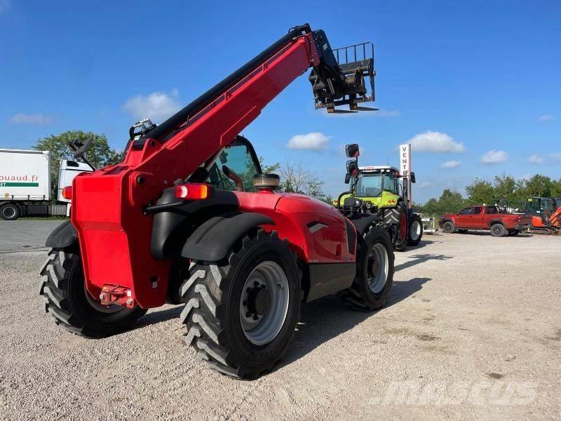 Manitou MT1033 Teleskopiskie manipulatori