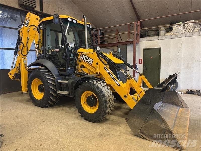 JCB 3 cx Ekskavatori-iekrāvēji
