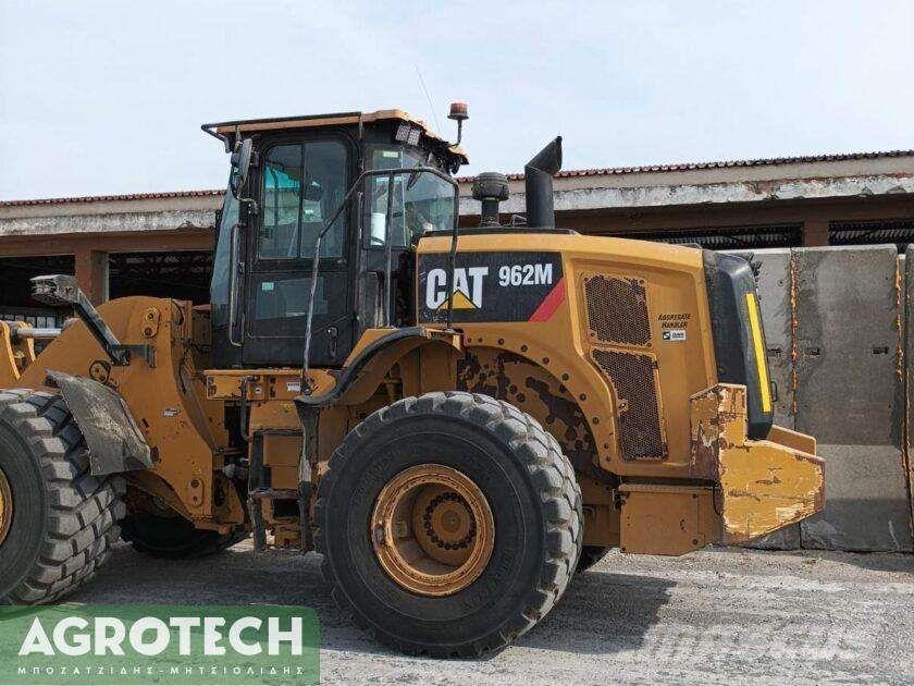 CAT 962M Traktori