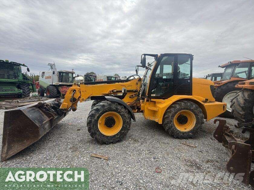 JCB TM 300 Traktori