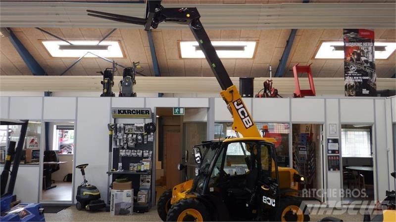 JCB 514-40 Teleskopiskie manipulatori
