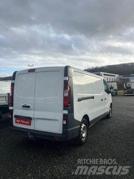 Opel Vivaro Mikroautobusi