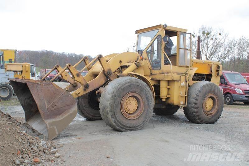 CAT 966 C Iekrāvēji uz riteņiem