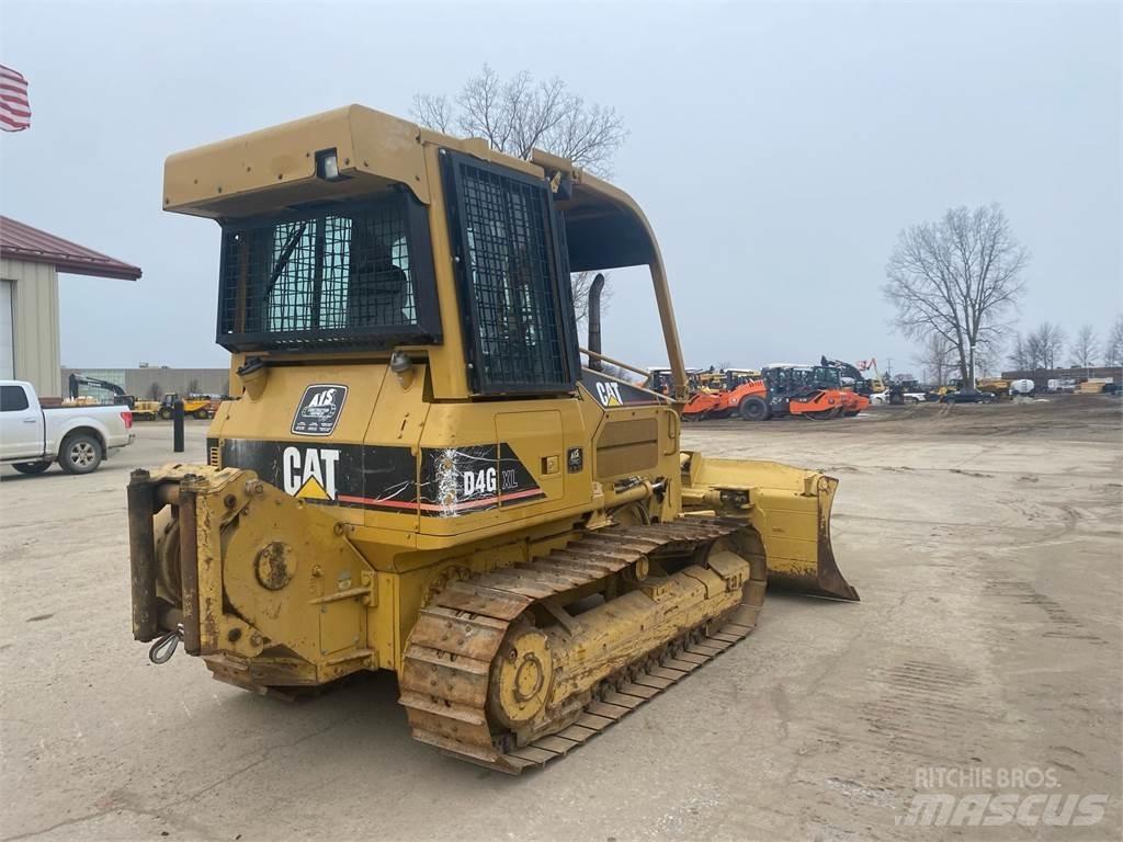 CAT D4G XL Kāpurķēžu buldozeri