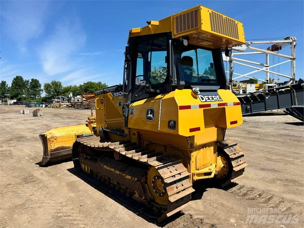 JCB 260T Lietoti riteņu kompaktiekrāvēji