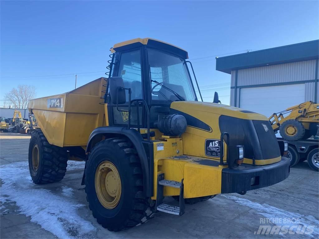 JCB 714 Artikulētie pašizgāzēji