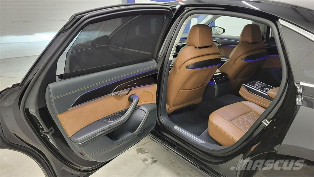 Audi A8 Automašīnas