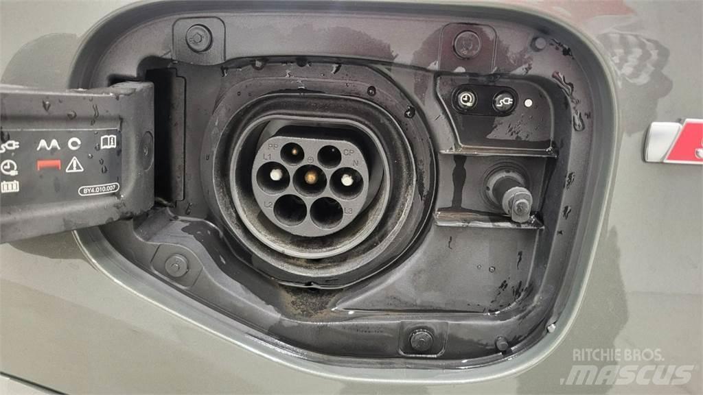 Audi Q3 Automašīnas