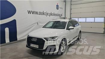 Audi Q7 Automašīnas