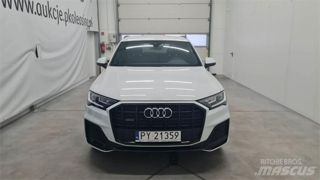 Audi Q7 Automašīnas
