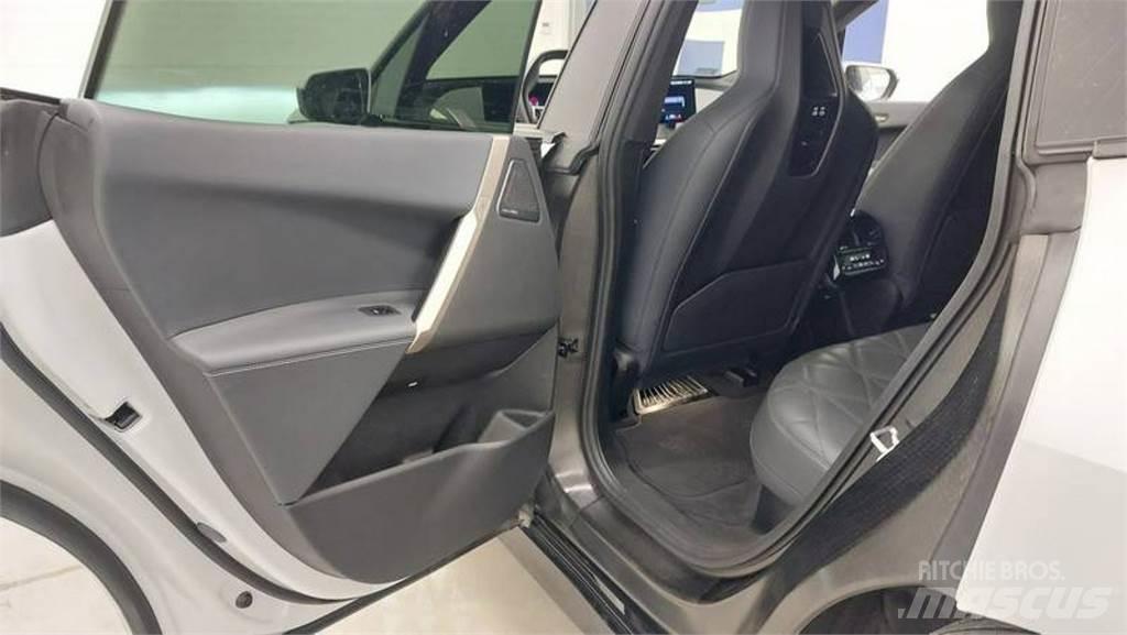 BMW iX Automašīnas
