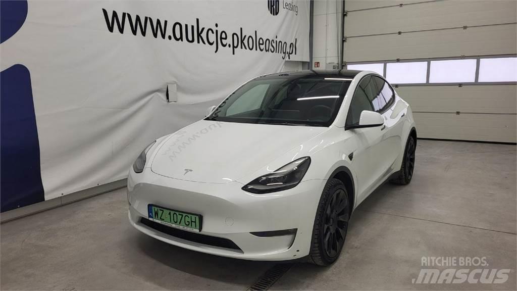 Tesla Y Automašīnas