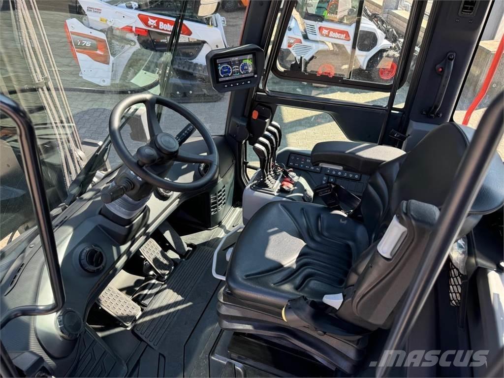 Bobcat D 160 S 9 Tehnika ar dīzeļa dzinēju