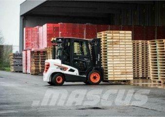 Bobcat D 30 S 9 Tehnika ar dīzeļa dzinēju