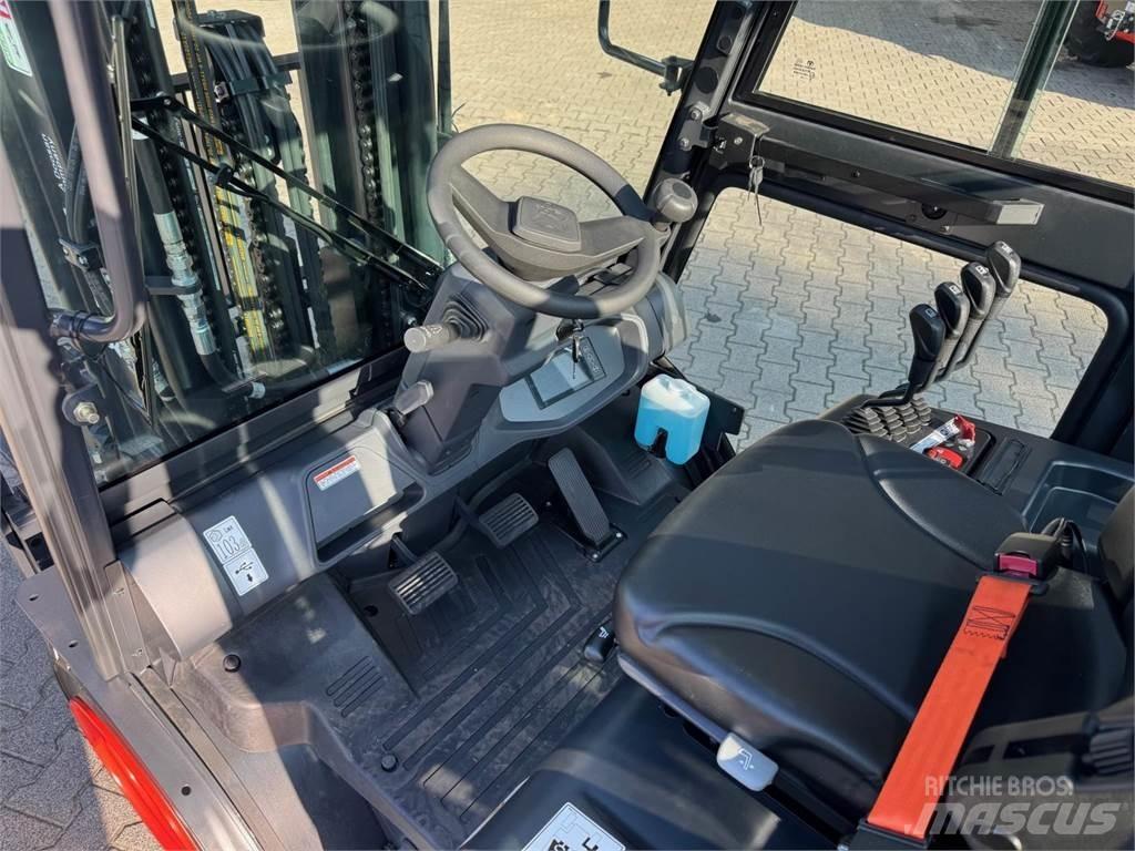 Bobcat D 35 NXS Tehnika ar dīzeļa dzinēju