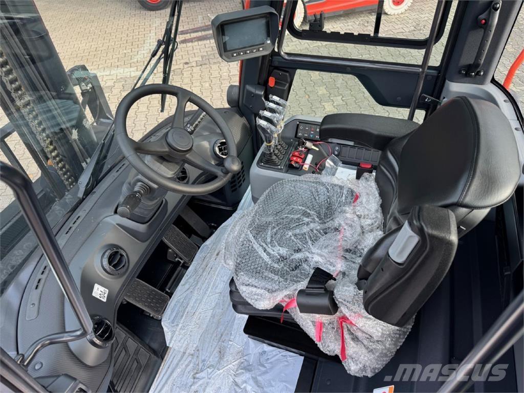 Bobcat D 90 S-9 Tehnika ar dīzeļa dzinēju