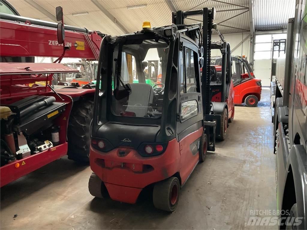 Linde E 30 - 01 Elektriskie iekrāvēji