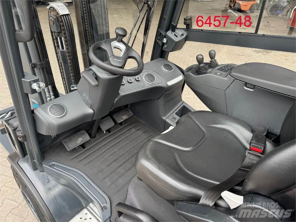 Linde H 35 D Tehnika ar dīzeļa dzinēju