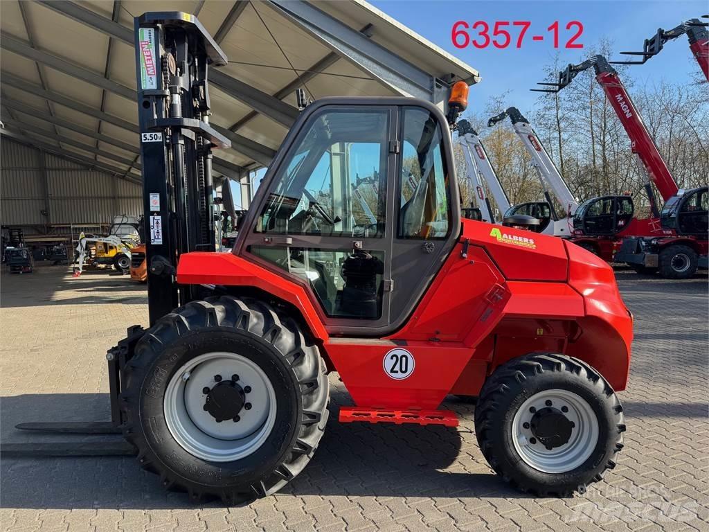 Manitou M 30 - 4 Apvidus autokrāvējs